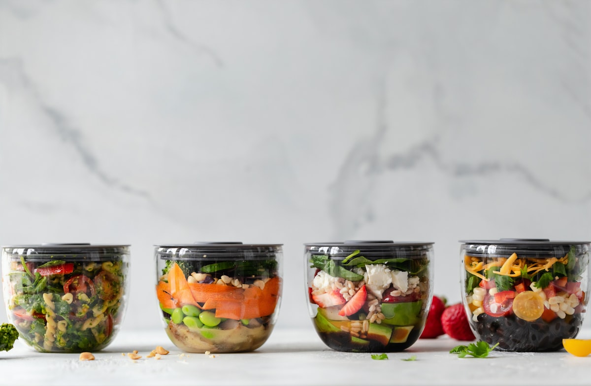 Cucina salutare con ingredienti freschi